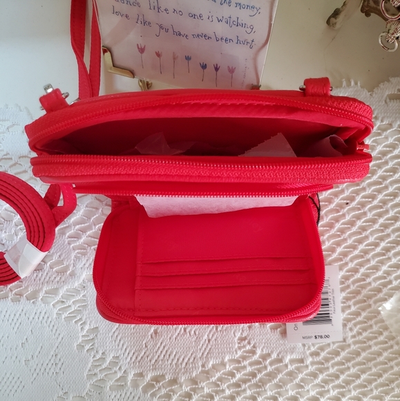 NWT Vera Bradley on the square wristlet